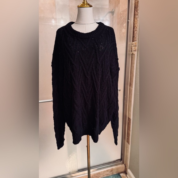 FREE PEOPLE Isla Cable Stitch Tunic Black Chunky Sweater Loose Fit Oversized Top - Picture 7 of 17